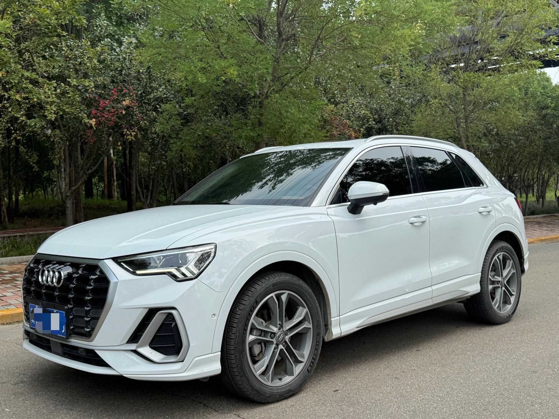 Audi Q3 2021 Audi Q3 2021 car image