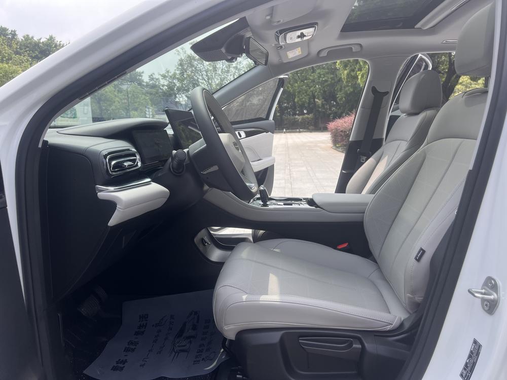 GEELY Emgrand 2025 #9 GEELY Emgrand 2025 immagine di auto #9