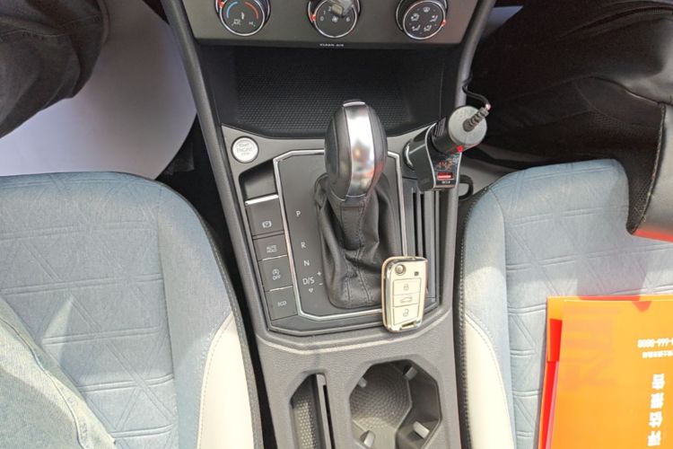 Volkswagen Lavida 2023 car image #18