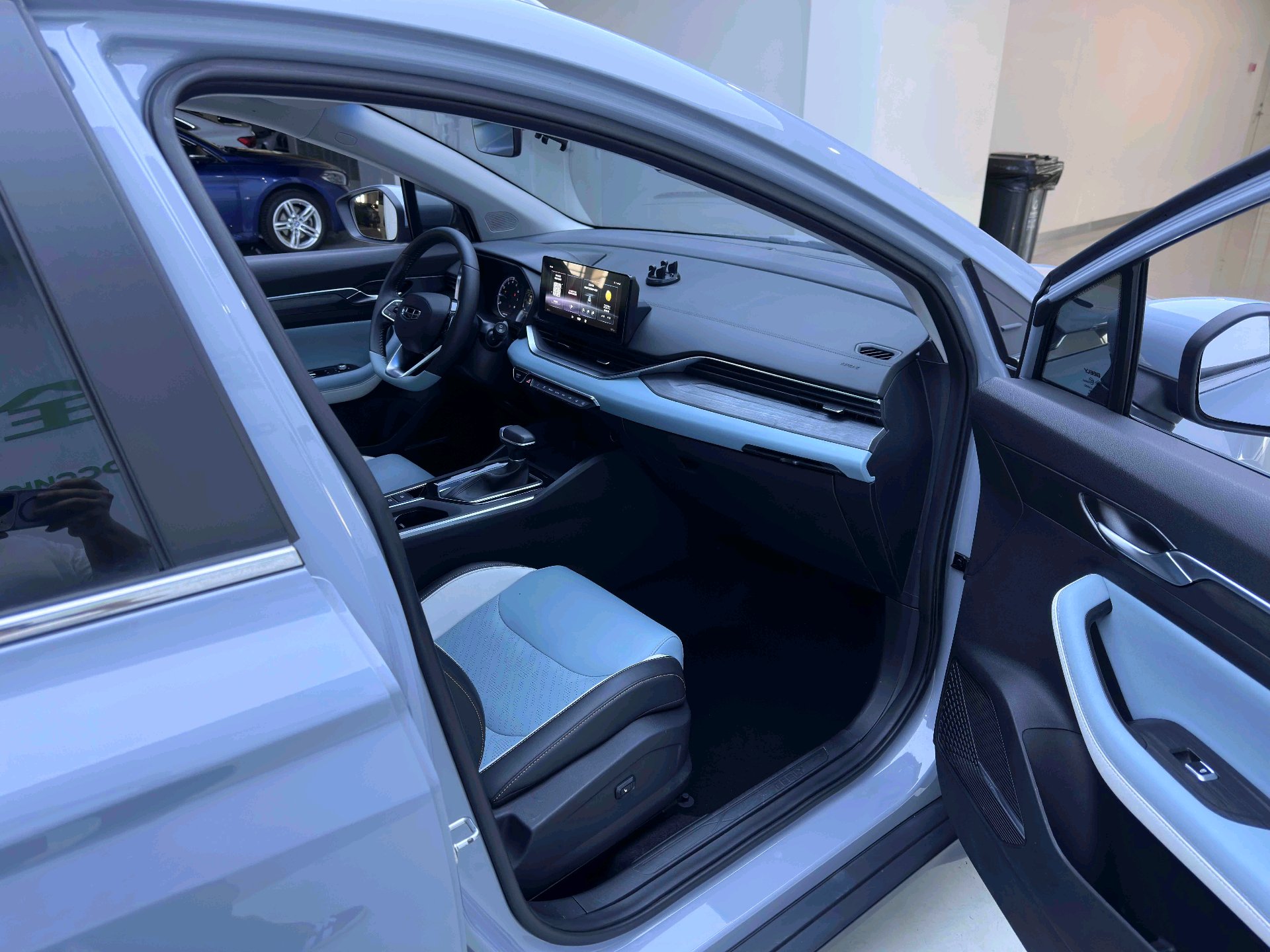 GEELY Emgrand S 2022 car image #3