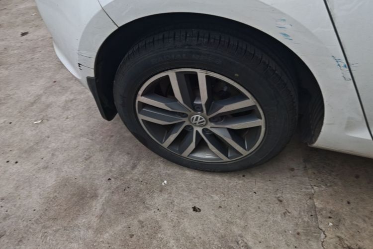 Volkswagen Golf 2015 car image #10
