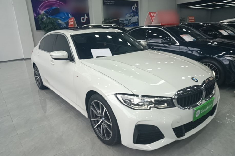 BMW 3 Series 2020 #6 BMW 3 Series 2020 car image #6