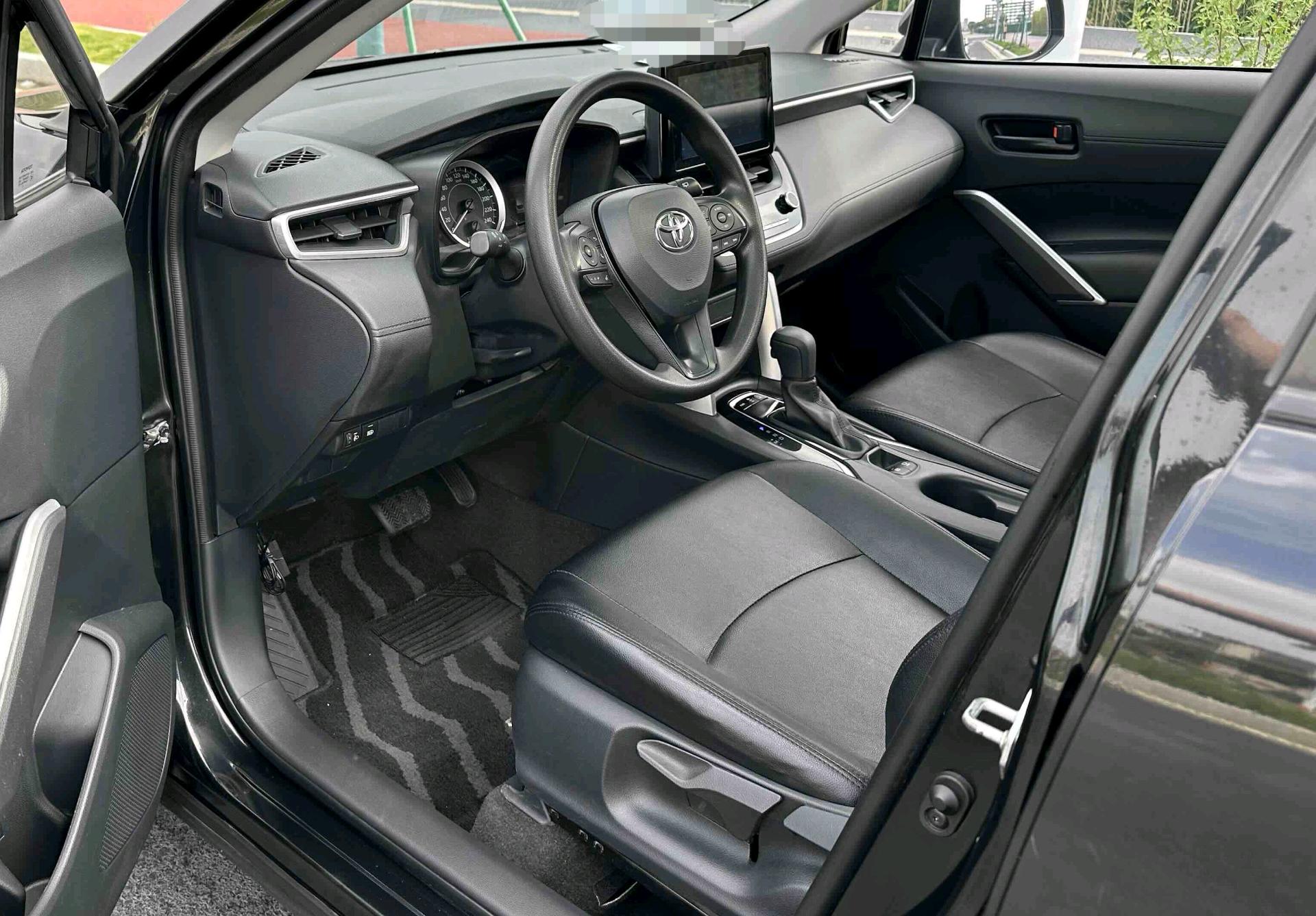 Toyota Corolla Cross 2022 #3 Toyota Corolla Cross 2022 car image #3