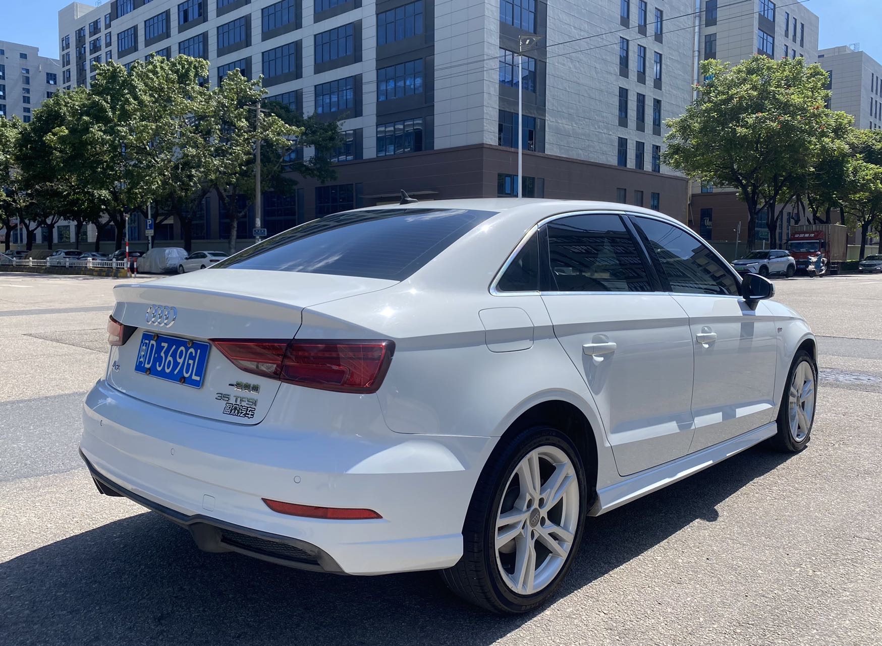 Audi A3 2019 car image #6