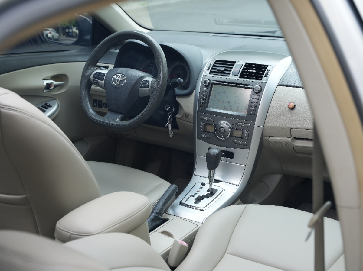 Toyota Corolla 2012 immagine di auto #7