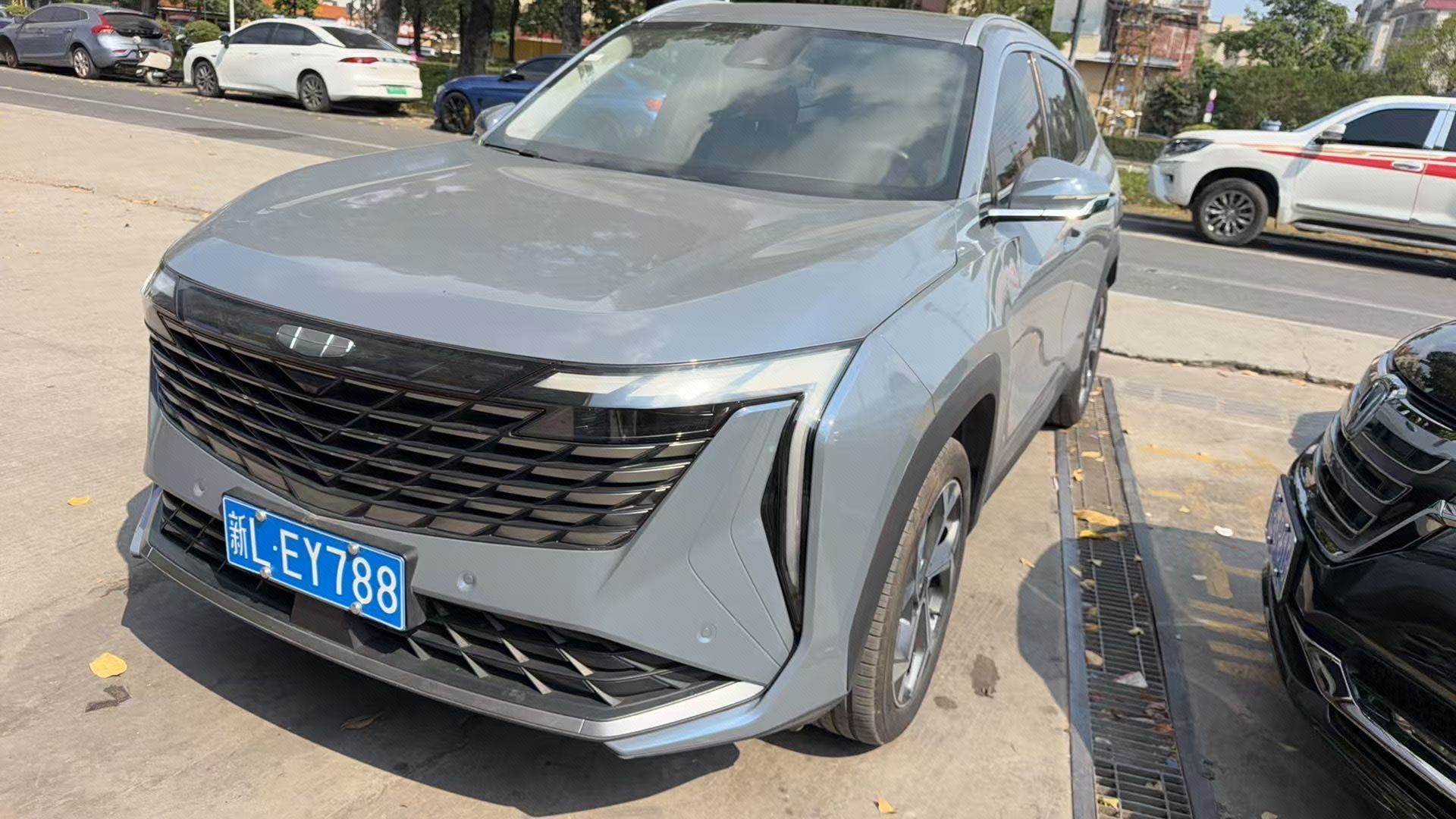 GEELY Boyue L 2024 GEELY Boyue L 2024 صورة سيارة
