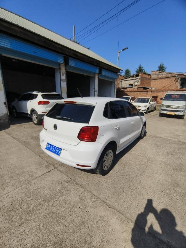 Volkswagen Polo 2015 #4 Volkswagen Polo 2015 car image #4