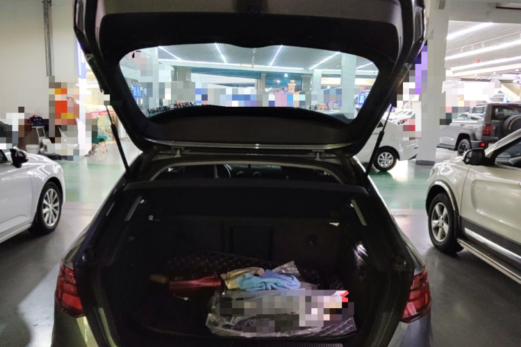 Audi A3 2019 car image #22
