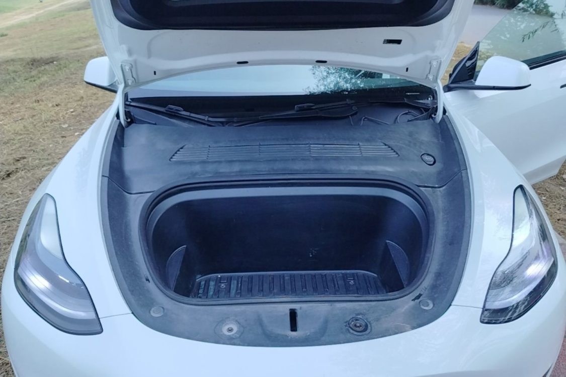 Tesla Model Y 2024 car image #6