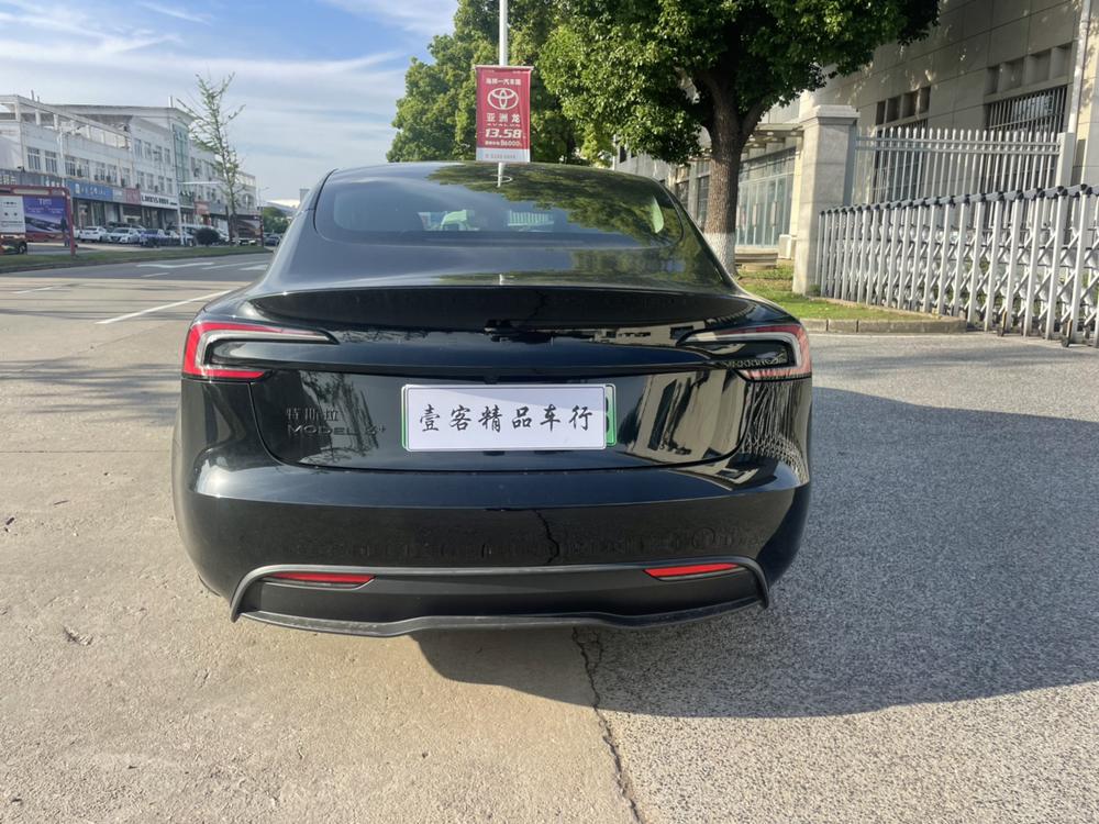 Tesla Model 3 2025 car image #5