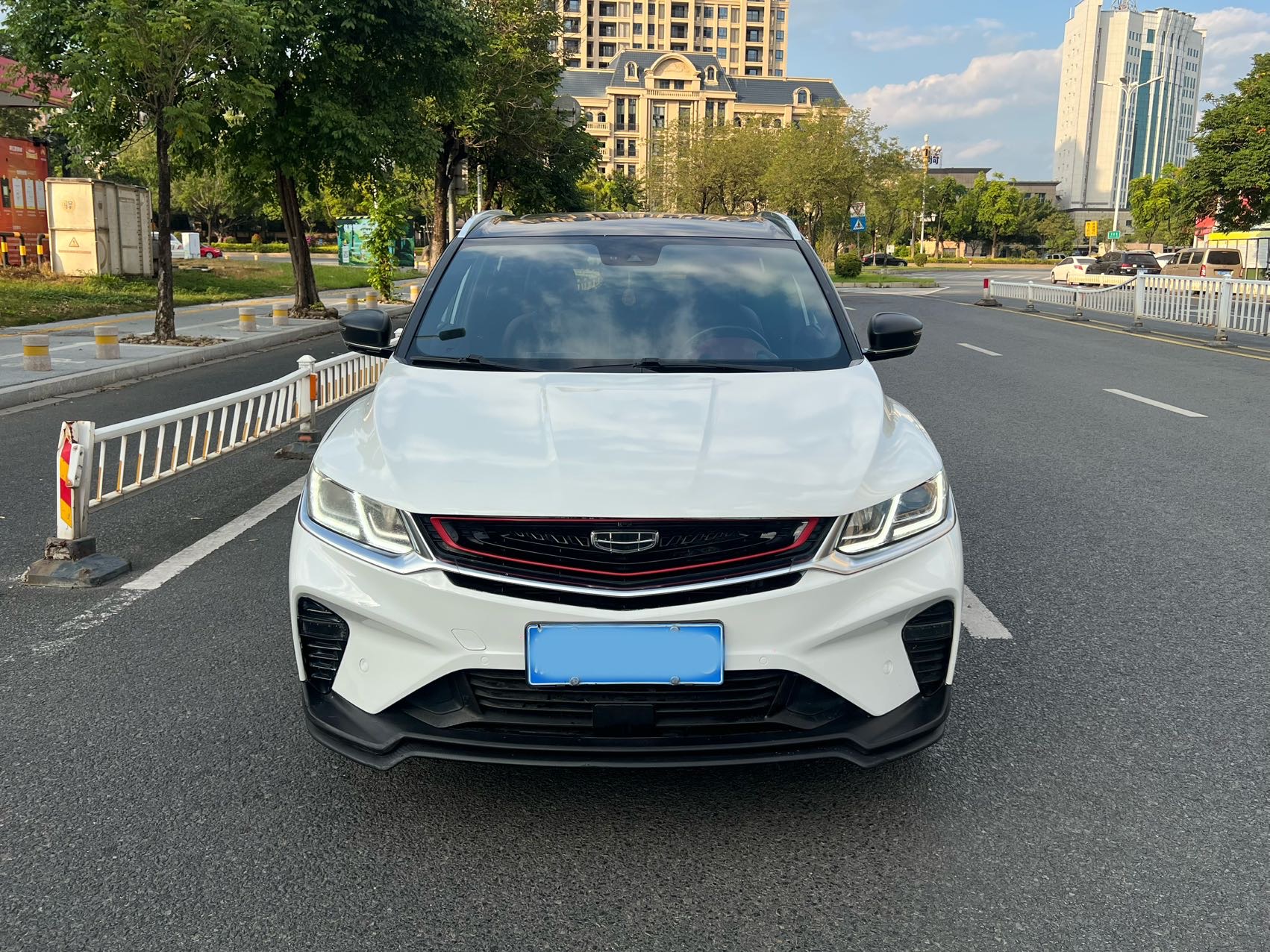 GEELY Coolray 2019 car image #2
