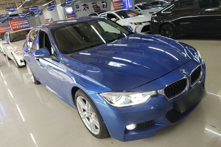 BMW 3 Series 2018 car image #4