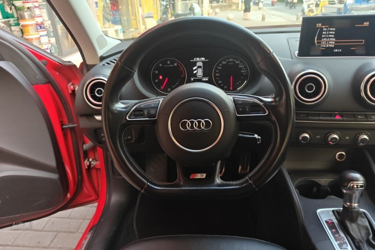 Audi A3 2014 car image #12