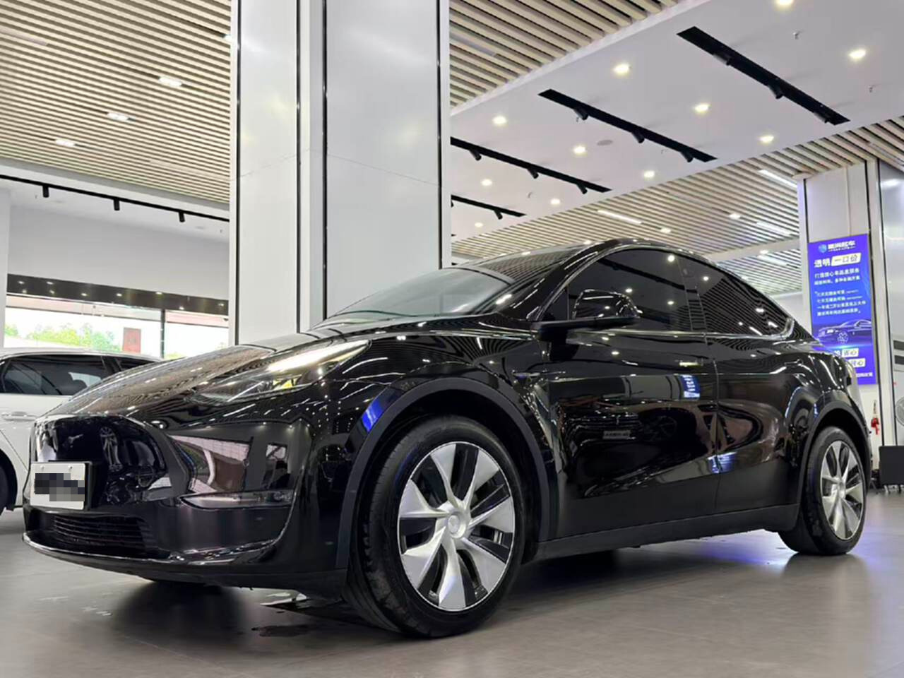 Tesla Model Y 2023 #2 Tesla Model Y 2023 immagine di auto #2