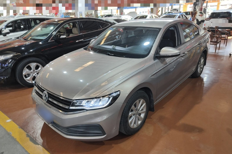 Volkswagen Bora 2019 car image #2