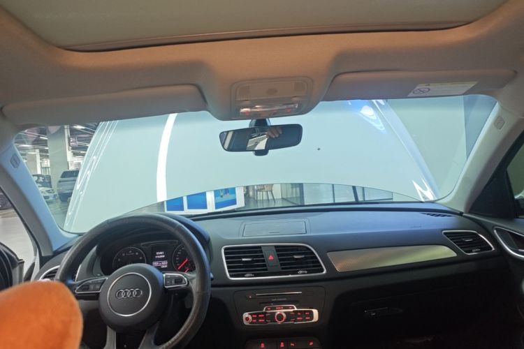 Audi Q3 2018 #18 Audi Q3 2018 car image #18