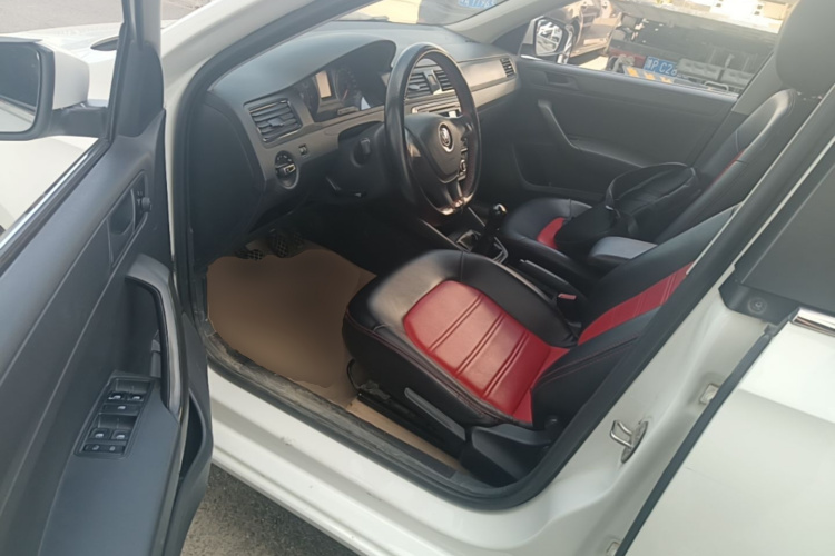 Volkswagen Santana 2017 #16 Volkswagen Santana 2017 car image #16
