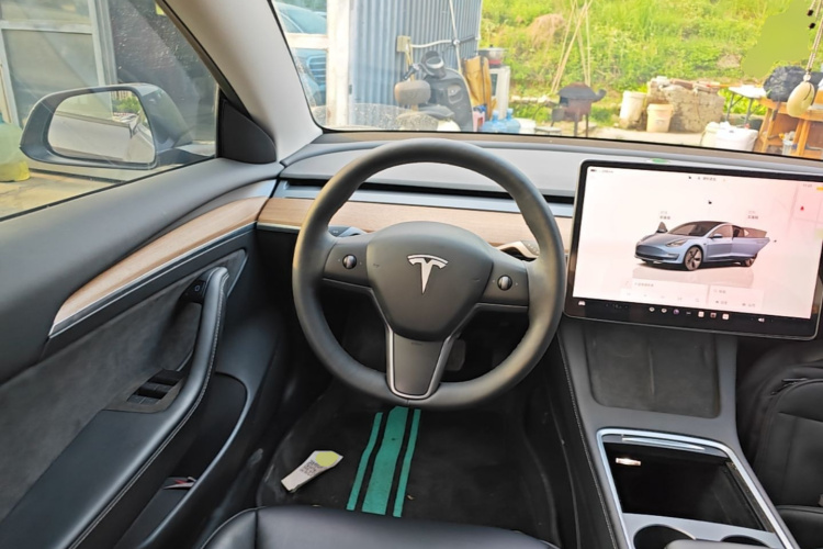 Tesla Model 3 2023 #11 Tesla Model 3 2023 car image #11
