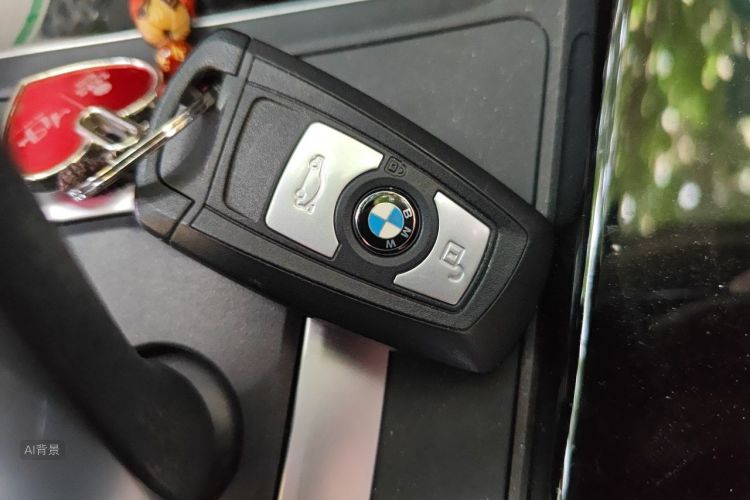 BMW 3 Series 2019 #10 BMW 3 Series 2019 car image #10
