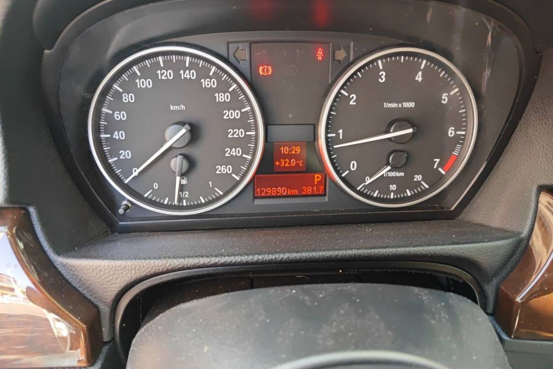 BMW 3 Series 2012 imagen de coche #27