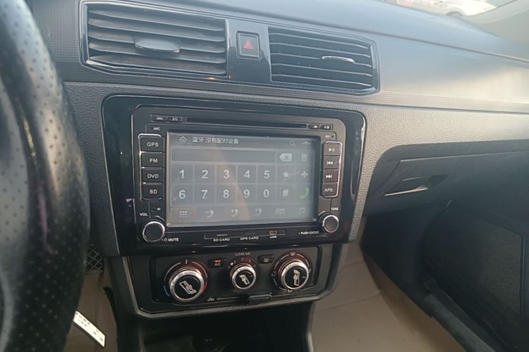 Volkswagen Santana 2017 #13 Volkswagen Santana 2017 car image #13