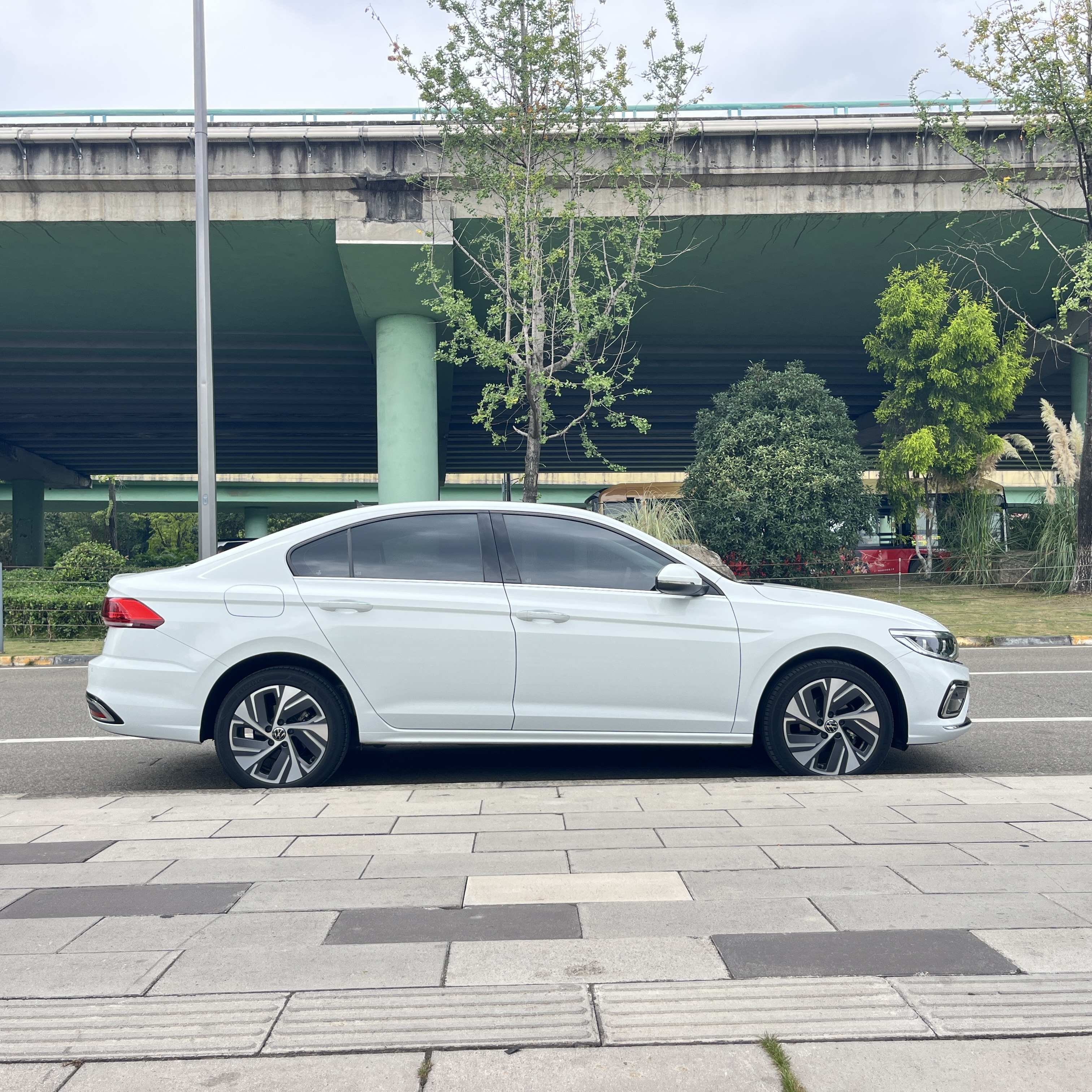 Volkswagen Bora 2024 imagem de carro #7