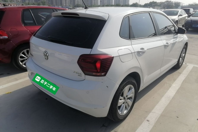 Volkswagen Polo 2021 صورة سيارة #7