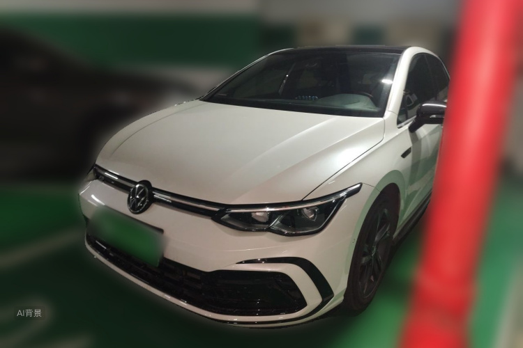 Volkswagen Golf 2022 car image #2