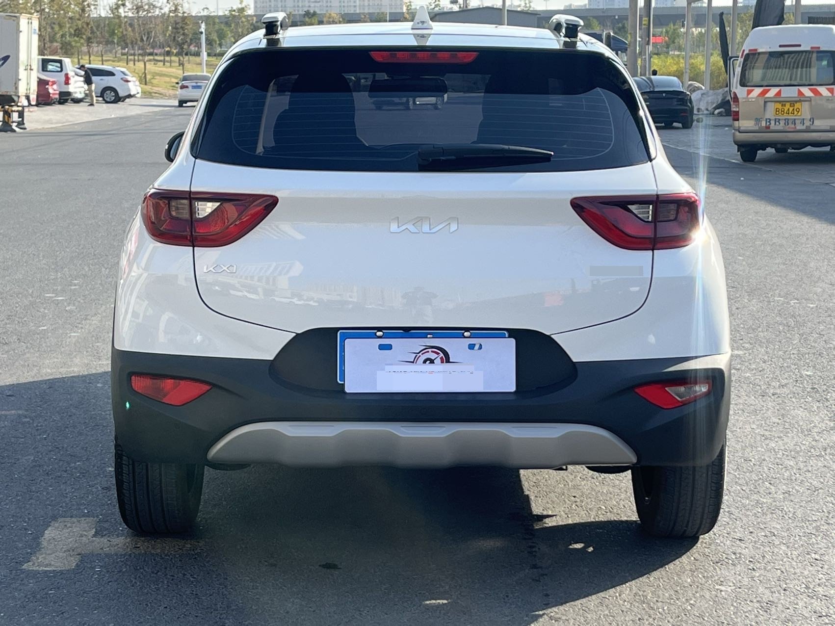 Kia KX1 2026 imagen de coche #8
