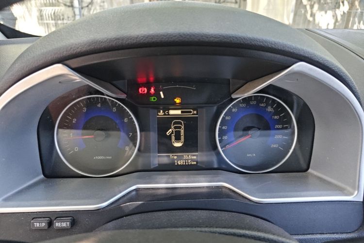 GEELY Emgrand 2015 #13 GEELY Emgrand 2015 car image #13