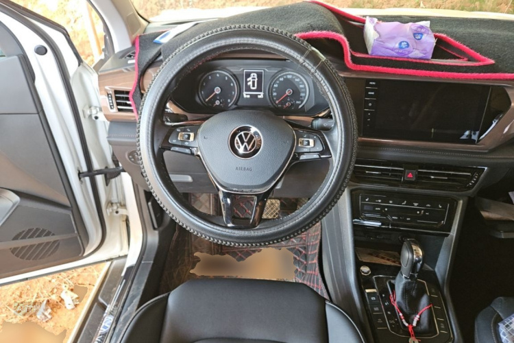 Volkswagen Tharu 2022 #12 Volkswagen Tharu 2022 car image #12