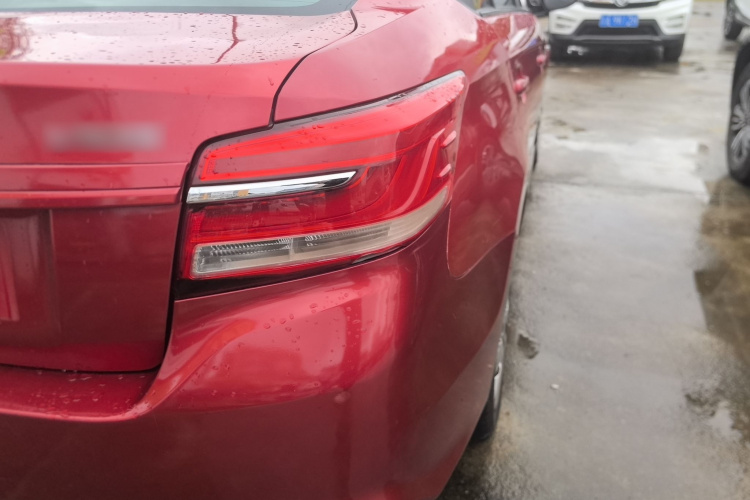 Toyota Vios 2017 immagine di auto #8