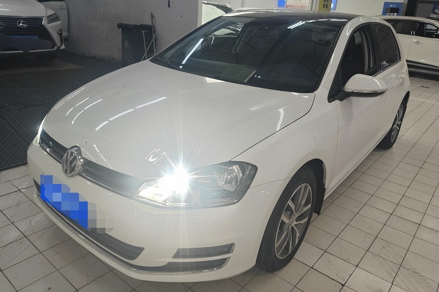 Volkswagen Golf 2016 car image 