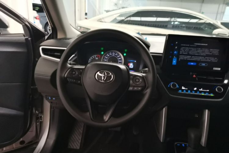 Toyota Corolla Cross 2022 car image #11