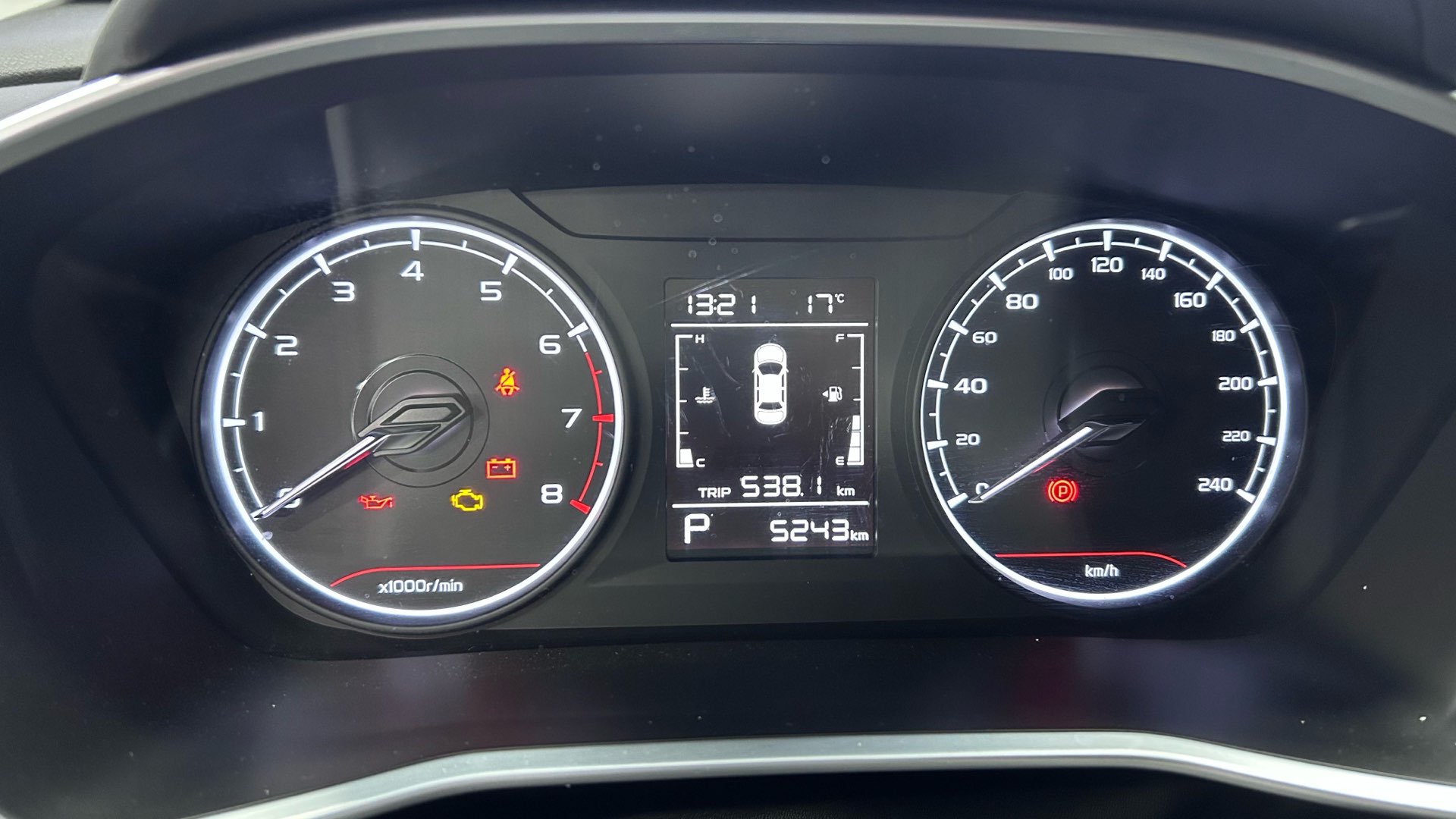 GEELY Coolray 2025 #8 GEELY Coolray 2025 car image #8