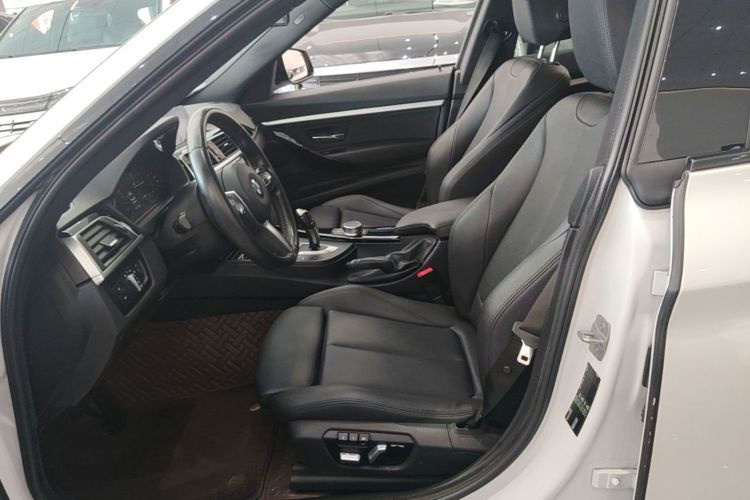 BMW 3 Series GT 2019 #15 BMW 3 Series GT 2019 car image #15