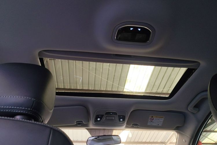 GEELY Emgrand 2022 #20 GEELY Emgrand 2022 car image #20