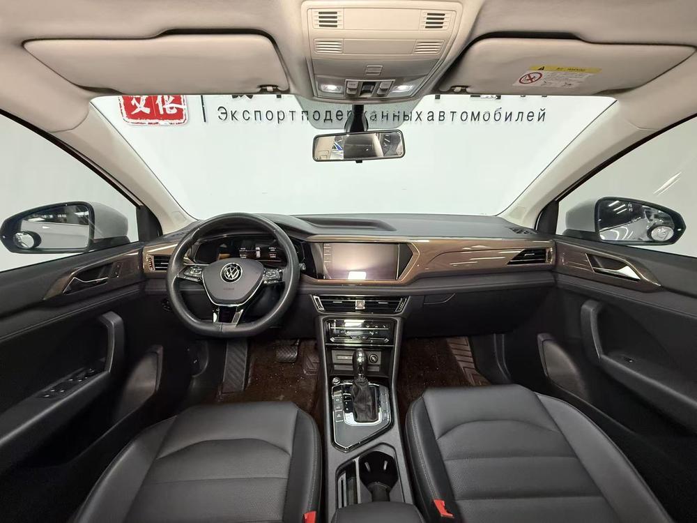 Volkswagen Tharu 2022 car image #11
