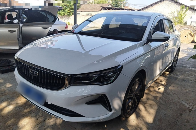 GEELY Emgrand 2022 car image #2
