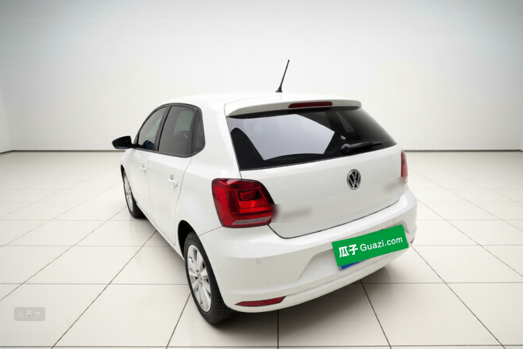 Volkswagen Polo 2015 صورة سيارة #5