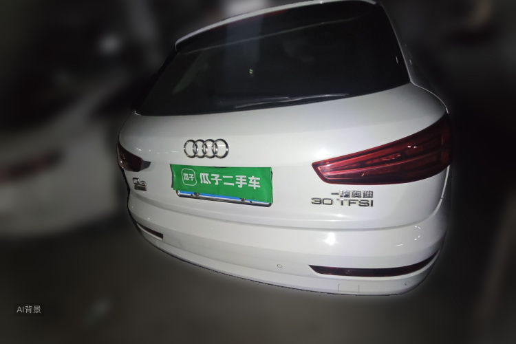 Audi Q3 2017 car image #6