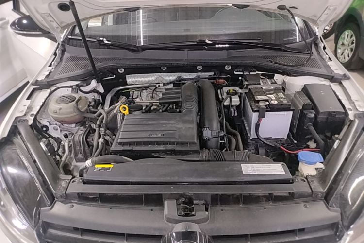 Volkswagen Golf 2018 car image #20