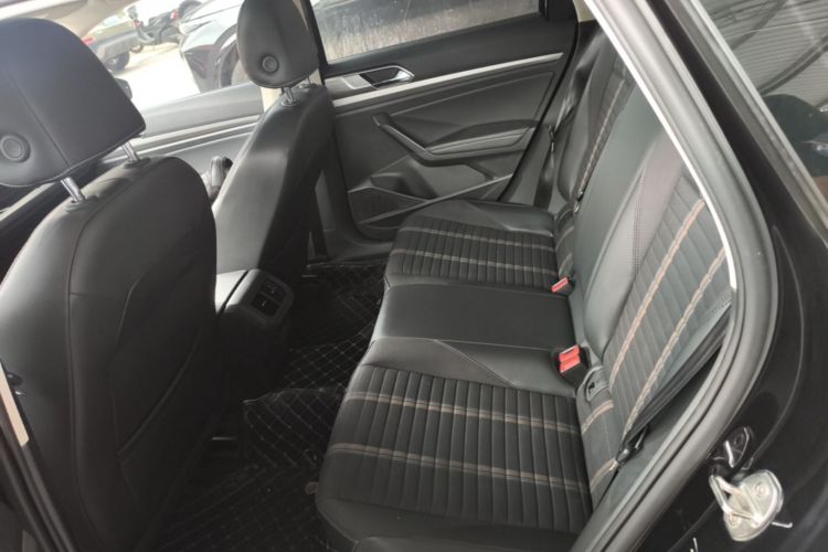 Volkswagen Lavida 2021 car image #17