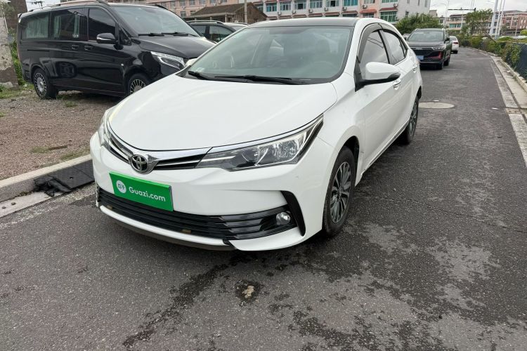 Toyota Corolla 2017 car image #2