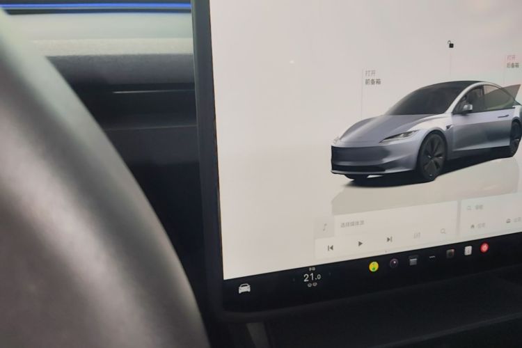 Tesla Model 3 2024 #14 Tesla Model 3 2024 car image #14
