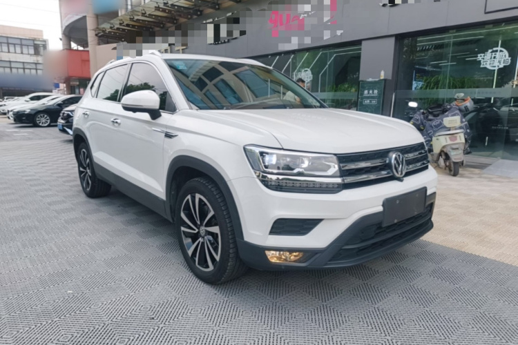 Volkswagen Tharu 2020 car image #6