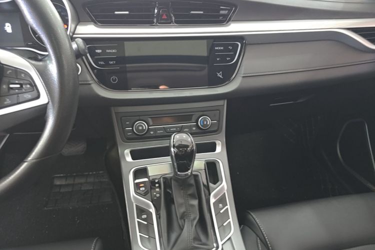 GEELY Emgrand 2020 car image #13