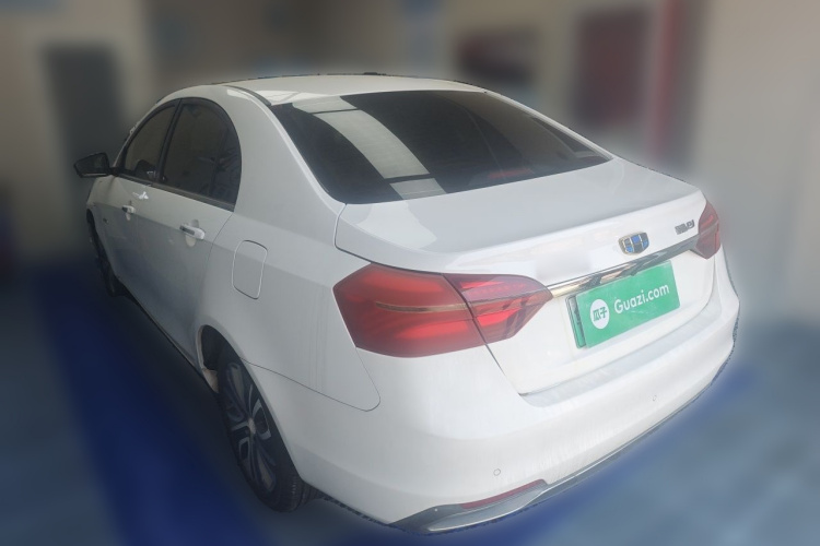 GEELY Emgrand New Energy 2015 car image #5