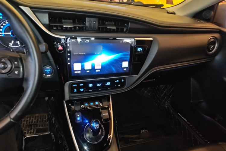 Toyota Corolla 2017 #11 Toyota Corolla 2017 car image #11