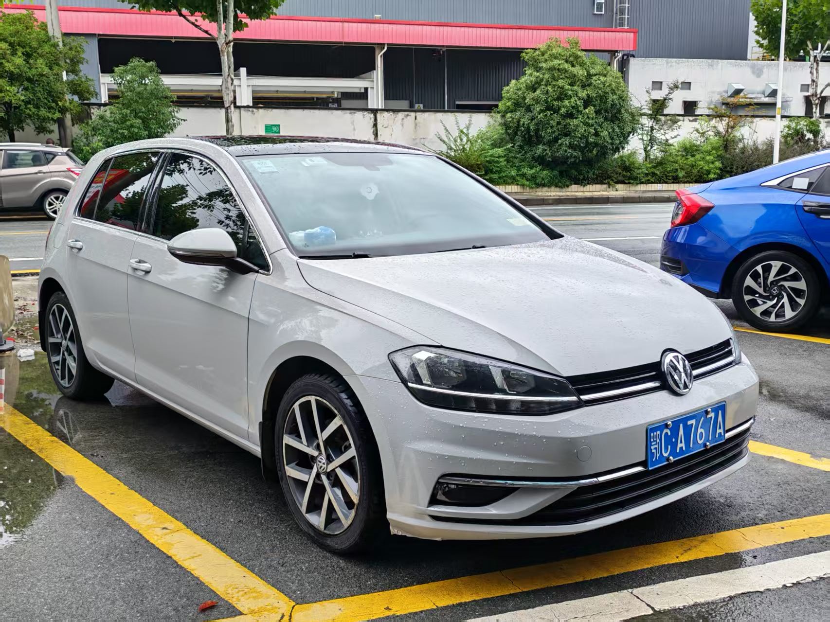Volkswagen Golf 2019 immagine di auto #3